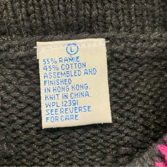 Northern Isles Portraits Womens Hand Knit Black Size Large Floral Sweater Warm - Picture 11 of 15